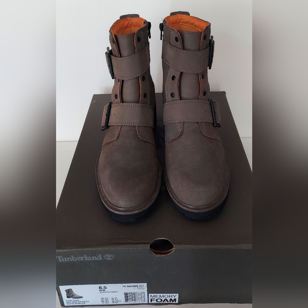 Timberland Stylish Olive Leather Boots